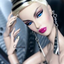 Fashion royalty dania deals