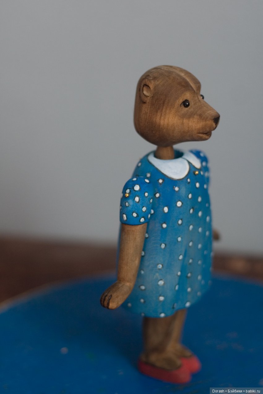 Платье в горошек — Авторские куклы из дерева (фото 2)