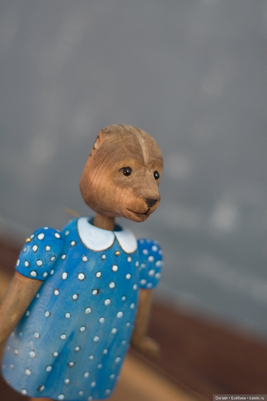 Платье в горошек — Авторские куклы из дерева (фото 3)