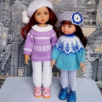 Вязаные костюмчики для двух милашек