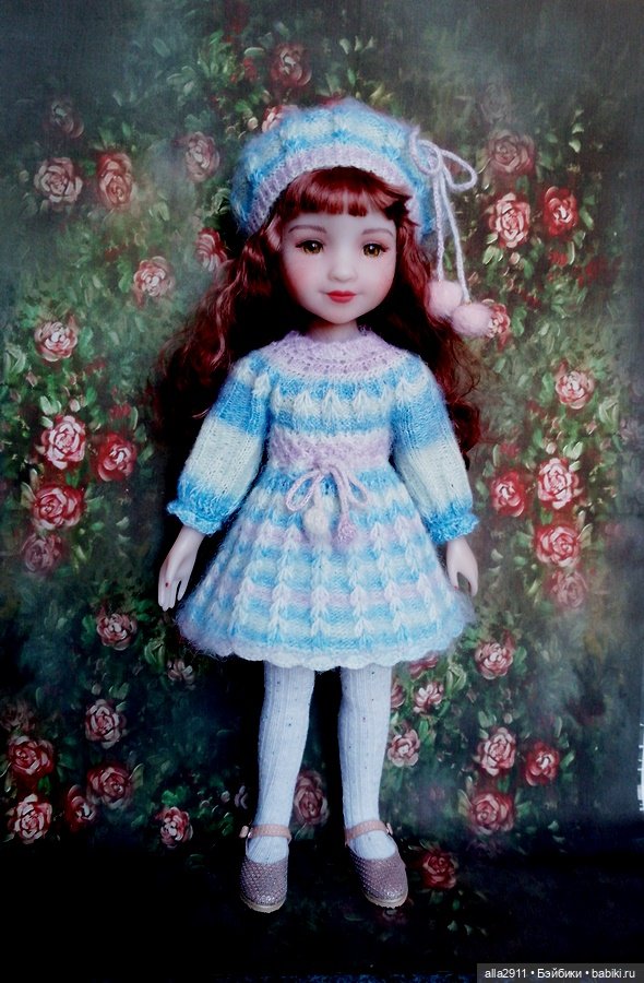 Платьице и беретик нежно голубого цвета для Руби Ред 37 см (фото 2)