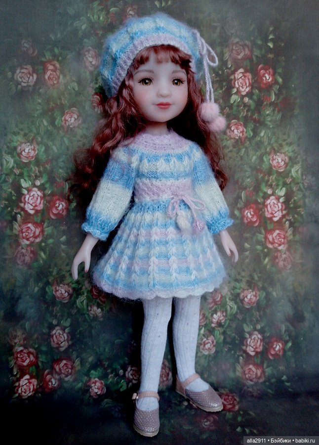 Платьице и беретик нежно голубого цвета для Руби Ред 37 см (фото 7)