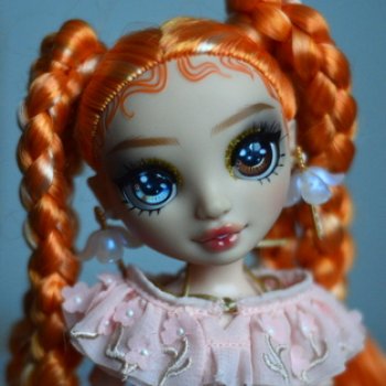 Клементина от Rainbow High