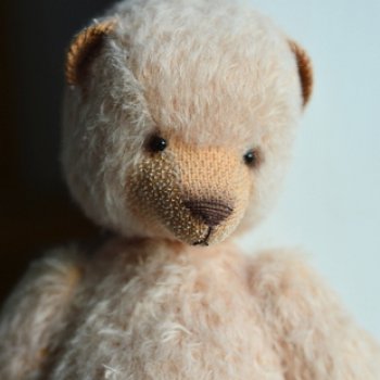 Первая мишка из мохера: странности с выкройкой и впечатления от материала