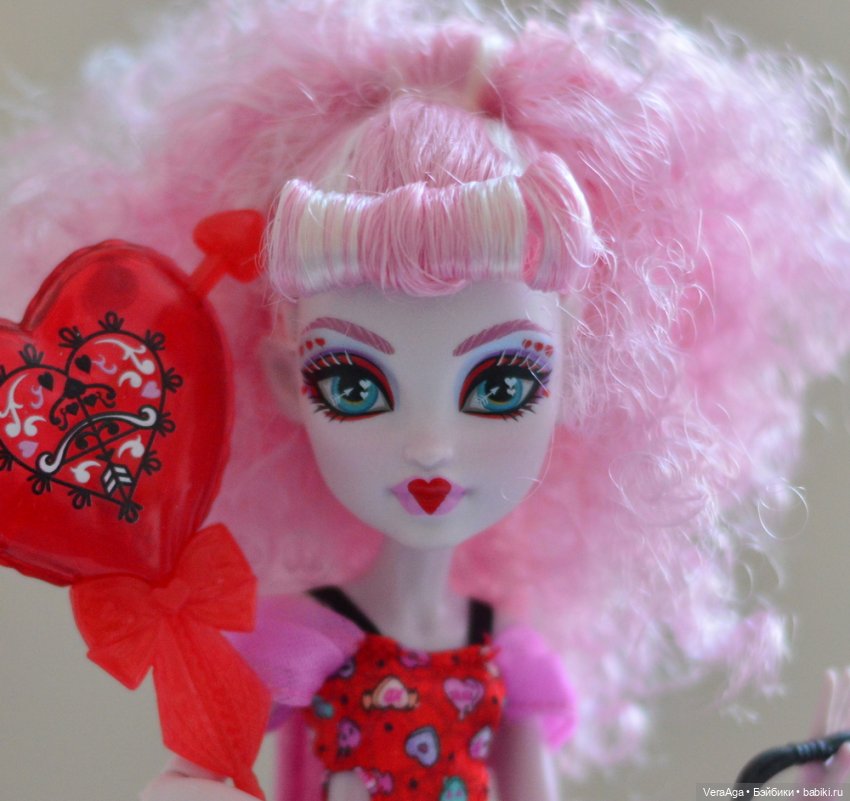 Купид от Monster High: любовь по принуждению) (фото 2)