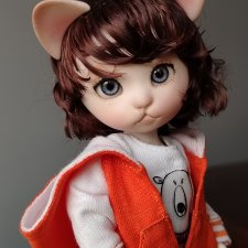 Снежный котик Джун