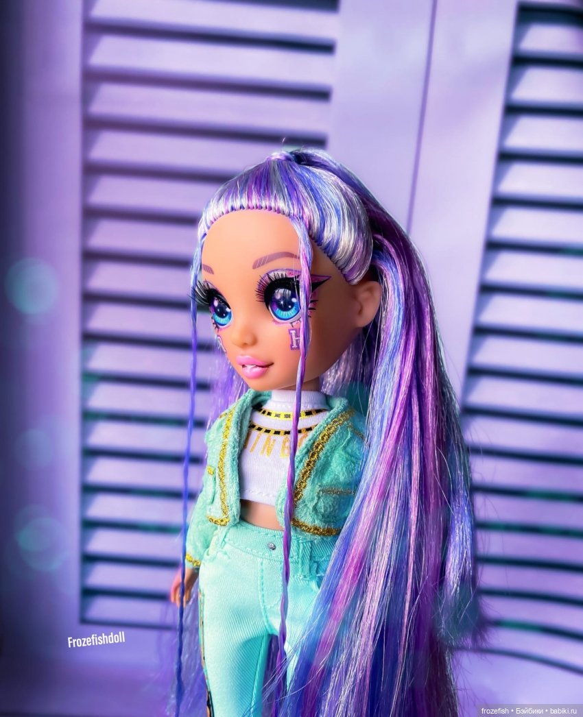 Rainbow High Вайолет с Aliexpress