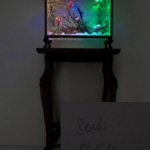 Аквариум на подставке для кукол до 40 см с подсветкой