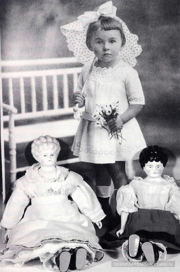 Маленькие немецкие фарфоровые куклы с мягконабивными телами (фото 9)