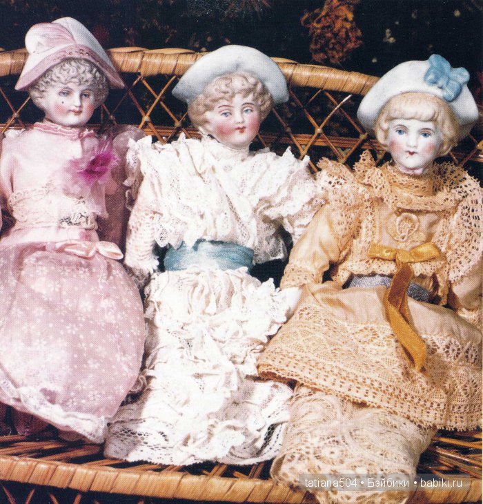 Маленькие немецкие фарфоровые куклы с мягконабивными телами