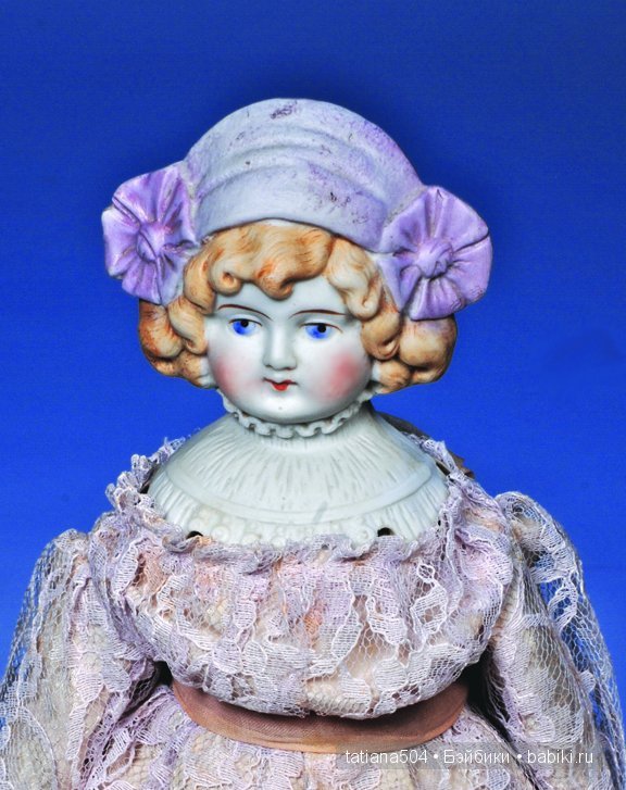 Маленькие немецкие фарфоровые куклы с мягконабивными телами