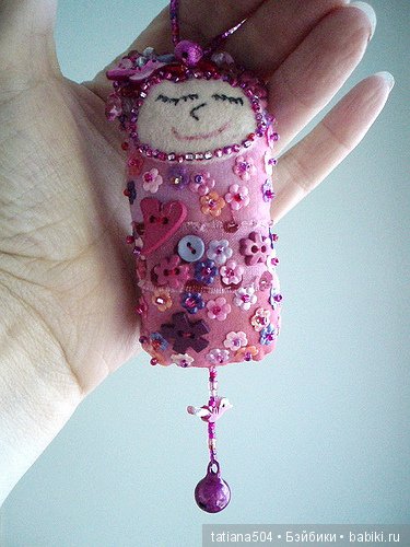 По мотивам куклы Дотти долл, Dotee Doll