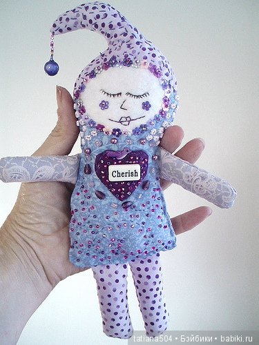 По мотивам куклы Дотти долл, Dotee Doll