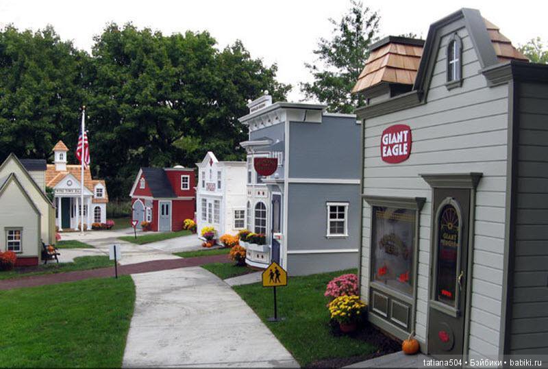 В кукольном домике тоже зажигают свет (фото 5)