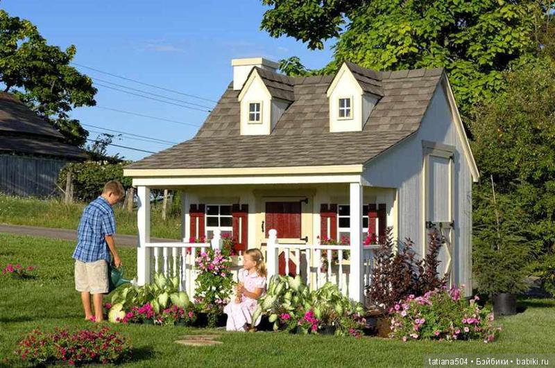 В кукольном домике тоже зажигают свет