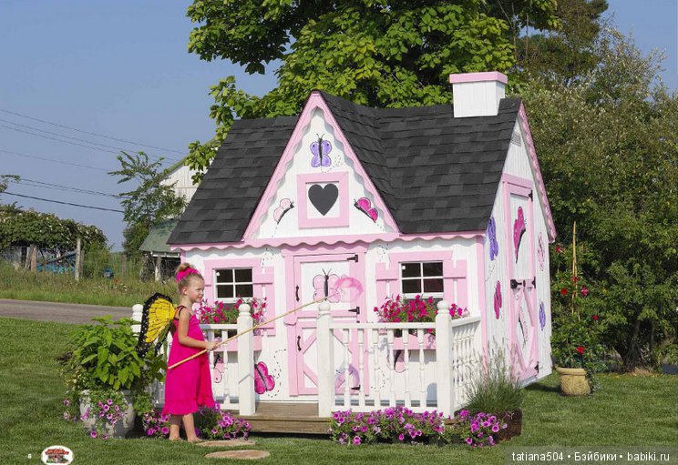 В кукольном домике тоже зажигают свет