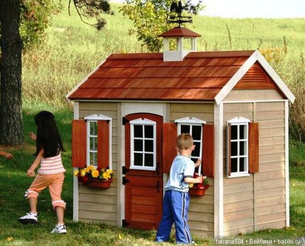 В кукольном домике тоже зажигают свет