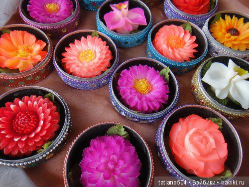 Удивительные цветы ручной работы из провинции Чианг Рай