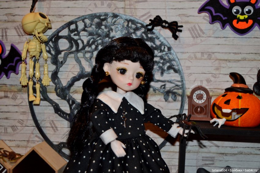 Halloween вместе с Уэнсдей