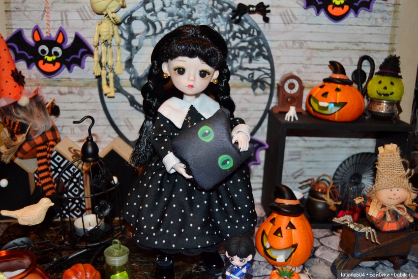 Halloween вместе с Уэнсдей