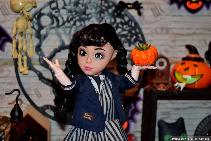 Halloween вместе с Уэнсдей