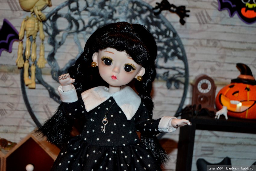 Halloween вместе с Уэнсдей (фото 7)