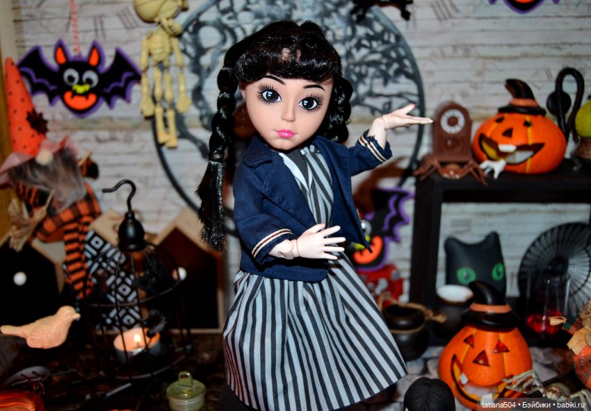 Halloween вместе с Уэнсдей