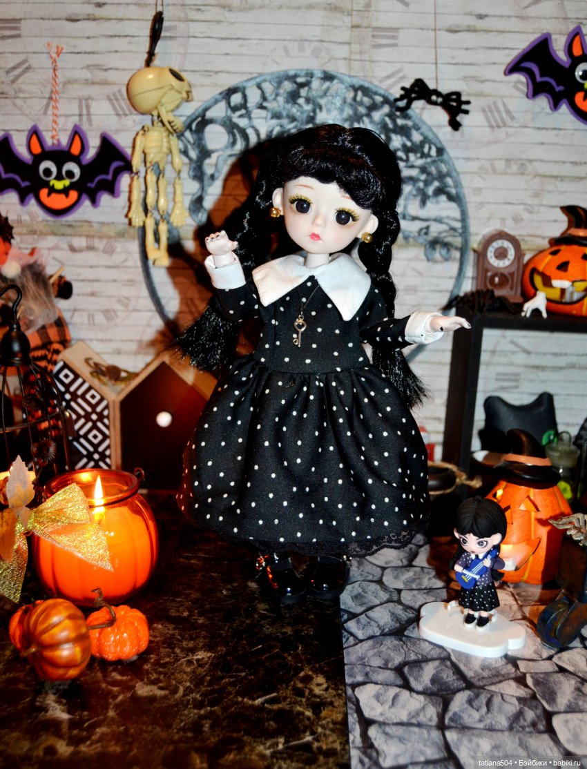 Halloween вместе с Уэнсдей (фото 6)