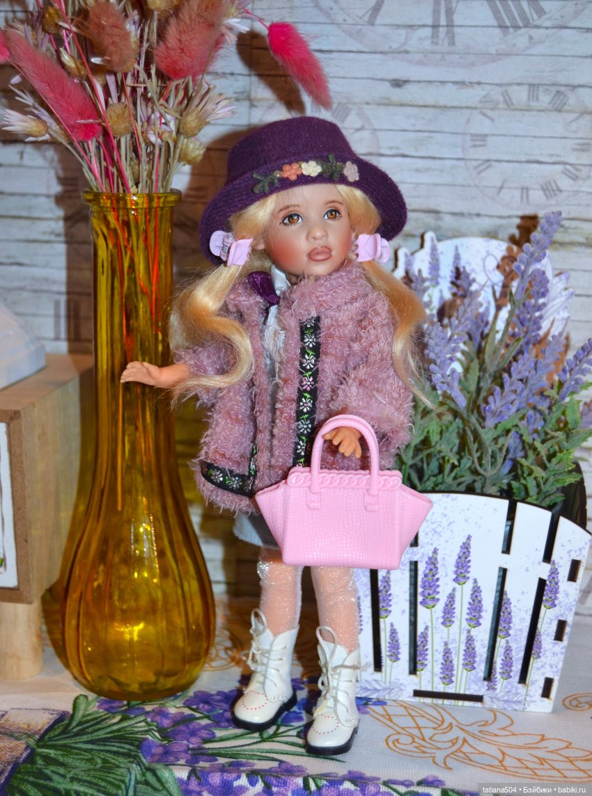 Подружки от Хелен Киш, Триша и Ида