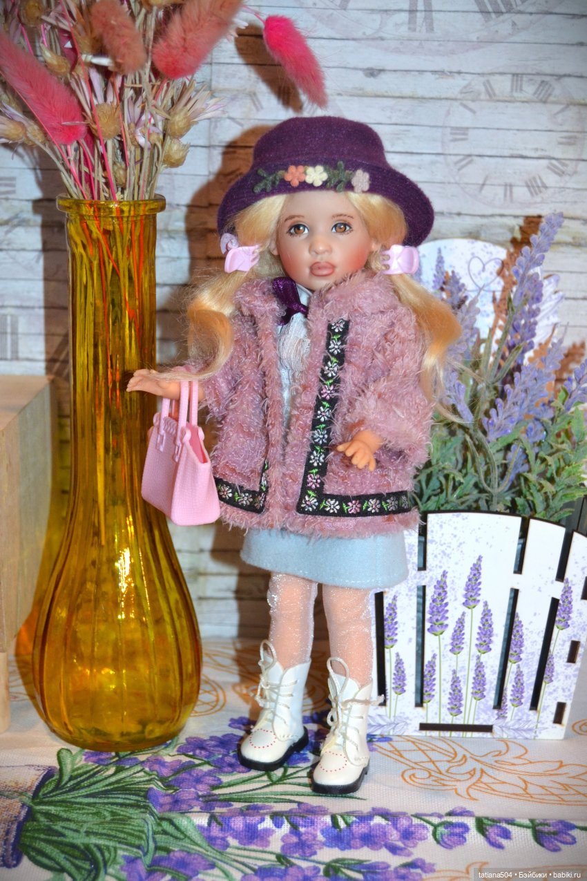 Подружки от Хелен Киш, Триша и Ида