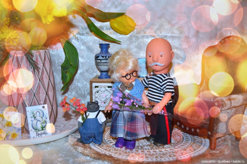 О тюльпанах и о женщинах — Коллекции игровых кукол (Playline): фото полок (фото 6)