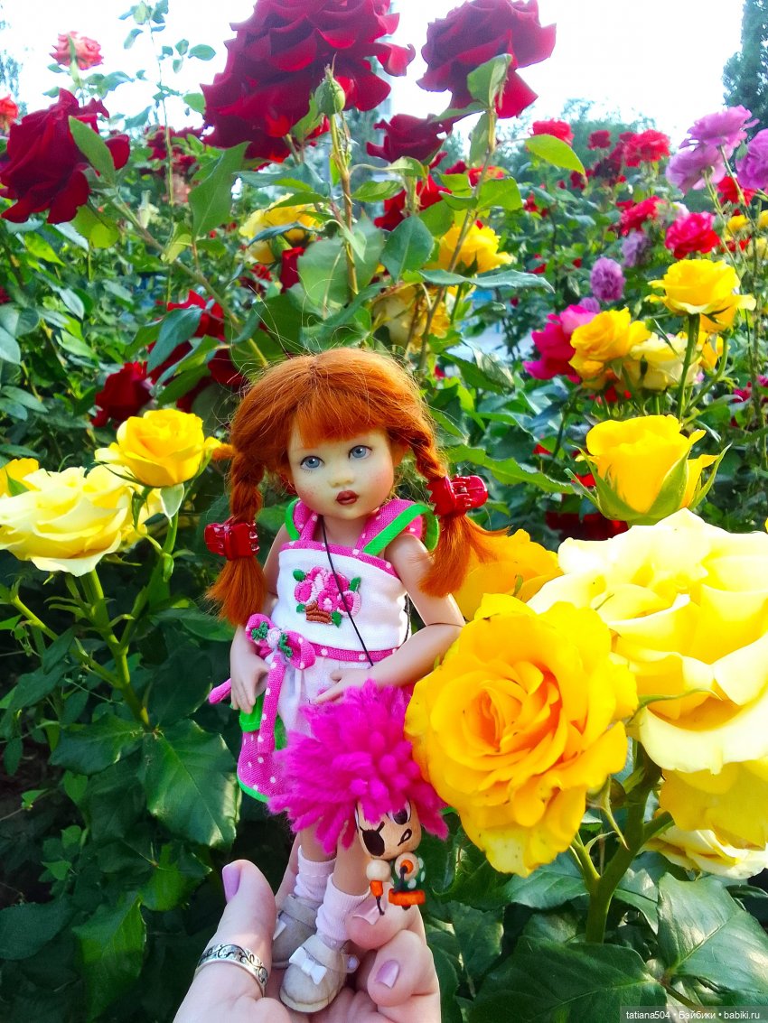 Девочки в цветочках — Куклы Helen Kish (Хелен Киш): Riley (Райли)