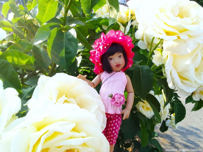 Девочки в цветочках — Куклы Helen Kish (Хелен Киш): Riley (Райли)