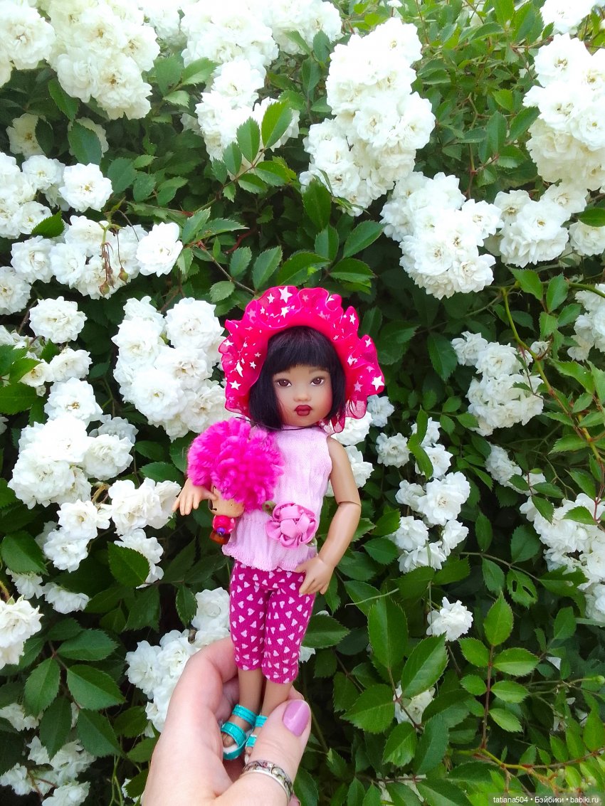 Девочки в цветочках — Куклы Helen Kish (Хелен Киш): Riley (Райли)