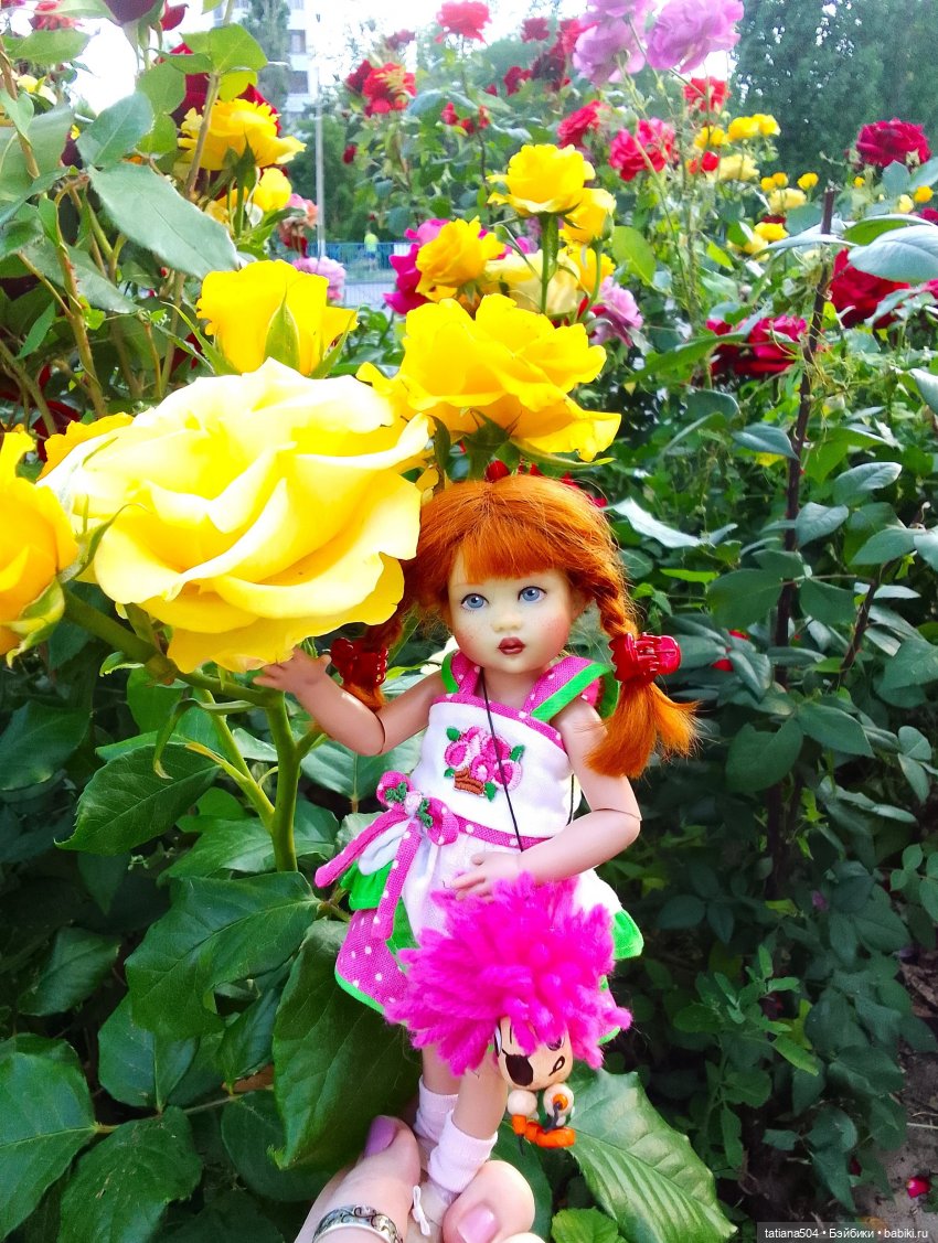 Девочки в цветочках — Куклы Helen Kish (Хелен Киш): Riley (Райли)