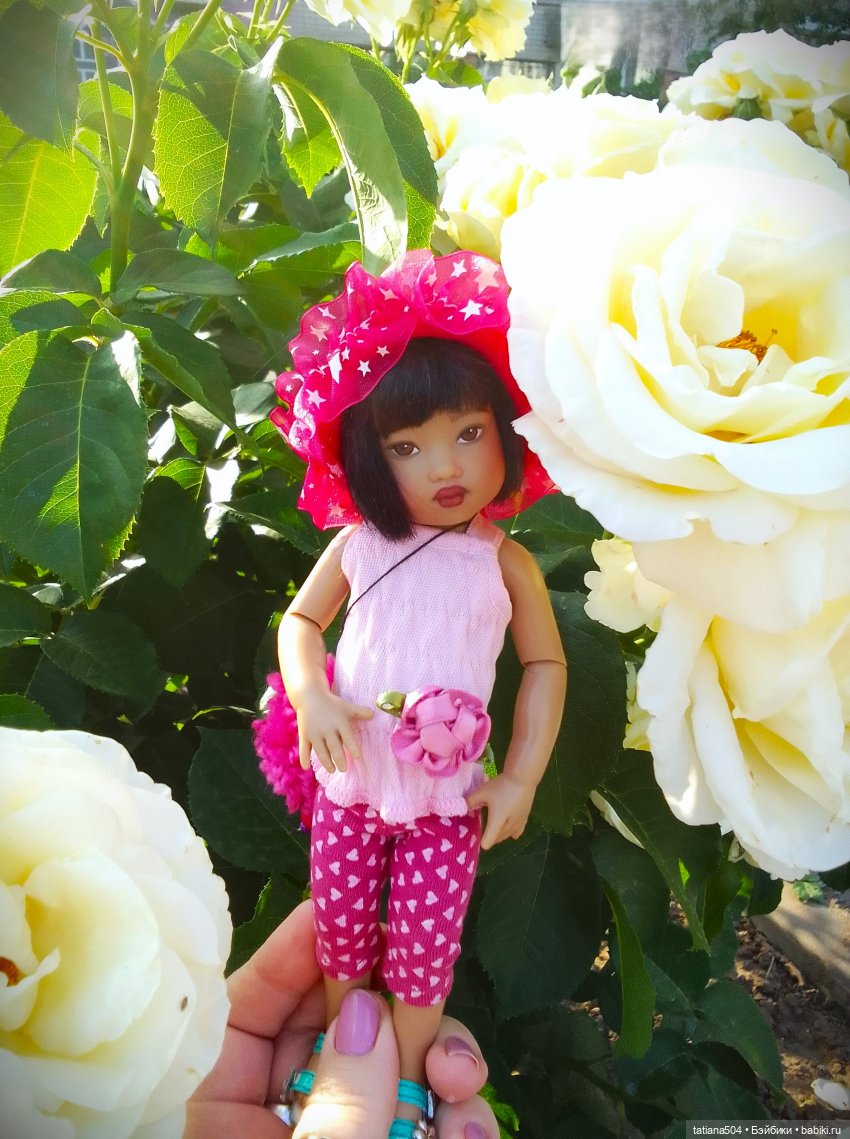 Девочки в цветочках — Куклы Helen Kish (Хелен Киш): Riley (Райли)