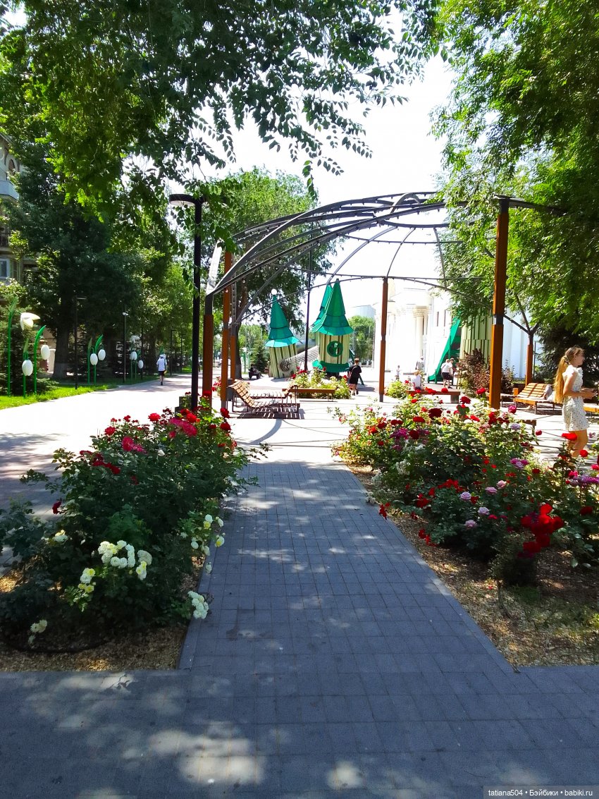 Маша в «Комсомольском садике»