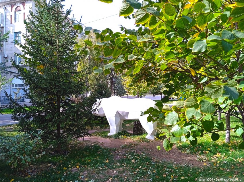 Маша в «Комсомольском садике»