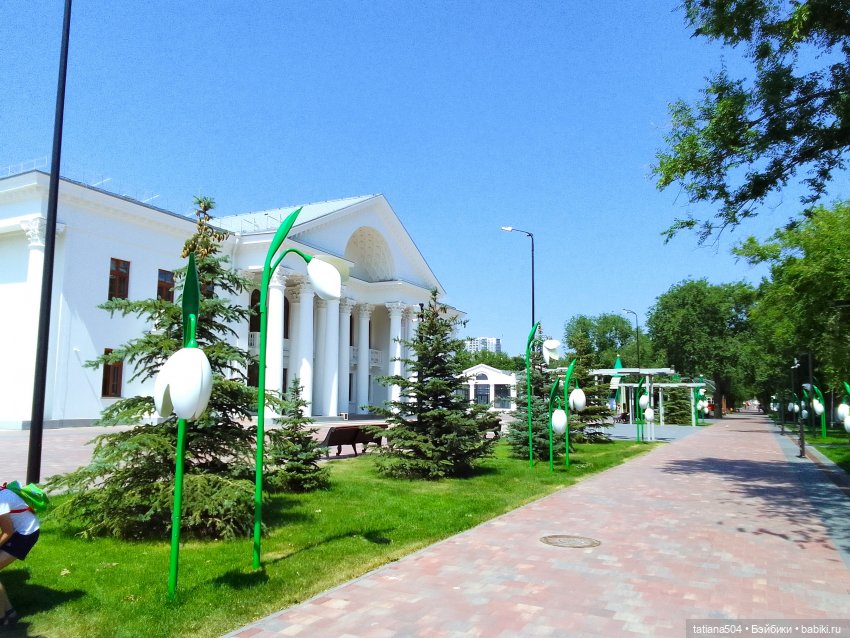 Маша в «Комсомольском садике» (фото 3)