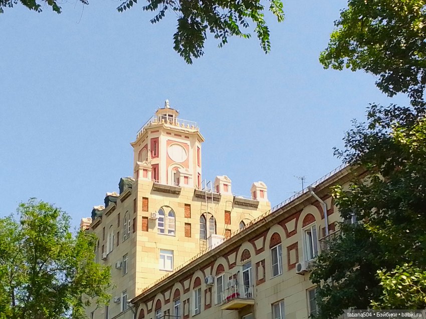 Маша в «Комсомольском садике»