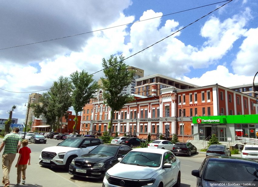 Городская зарисовка с Нанетт