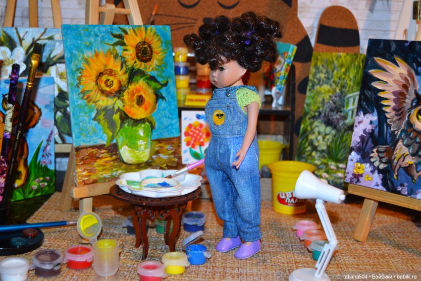 Кто учитель рисования? Маша…