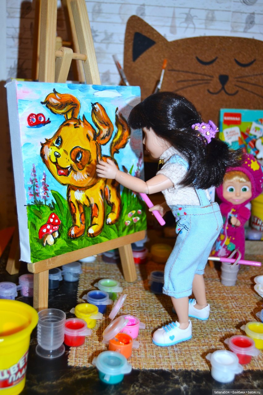 Кто учитель рисования? Маша…