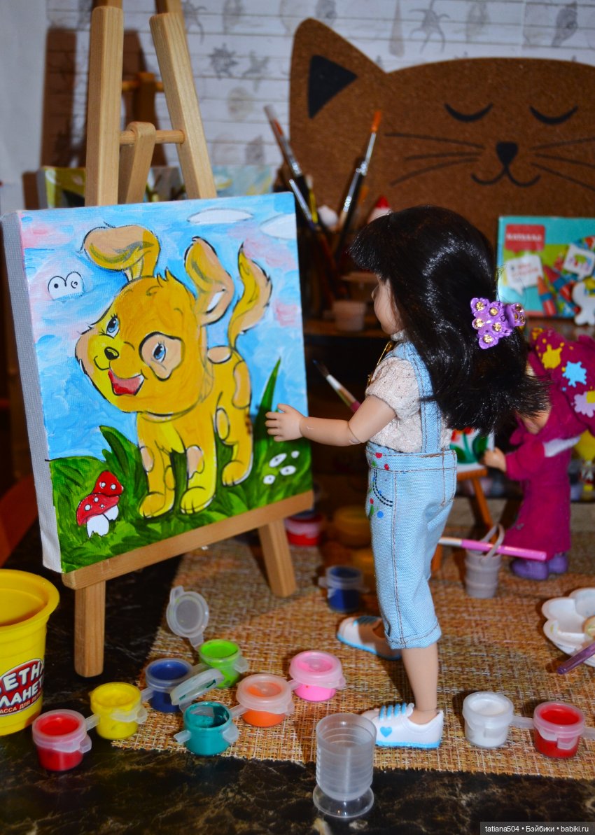 Кто учитель рисования? Маша…