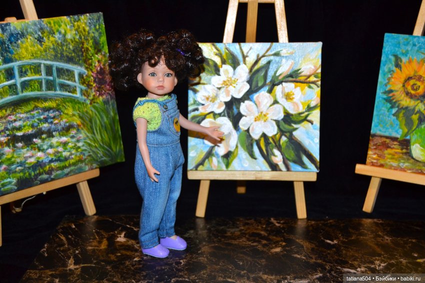 Кто учитель рисования? Маша…