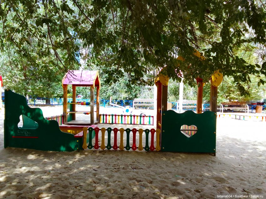 У каждой осени свои краски, гуляем с Софийкой (фото 6)