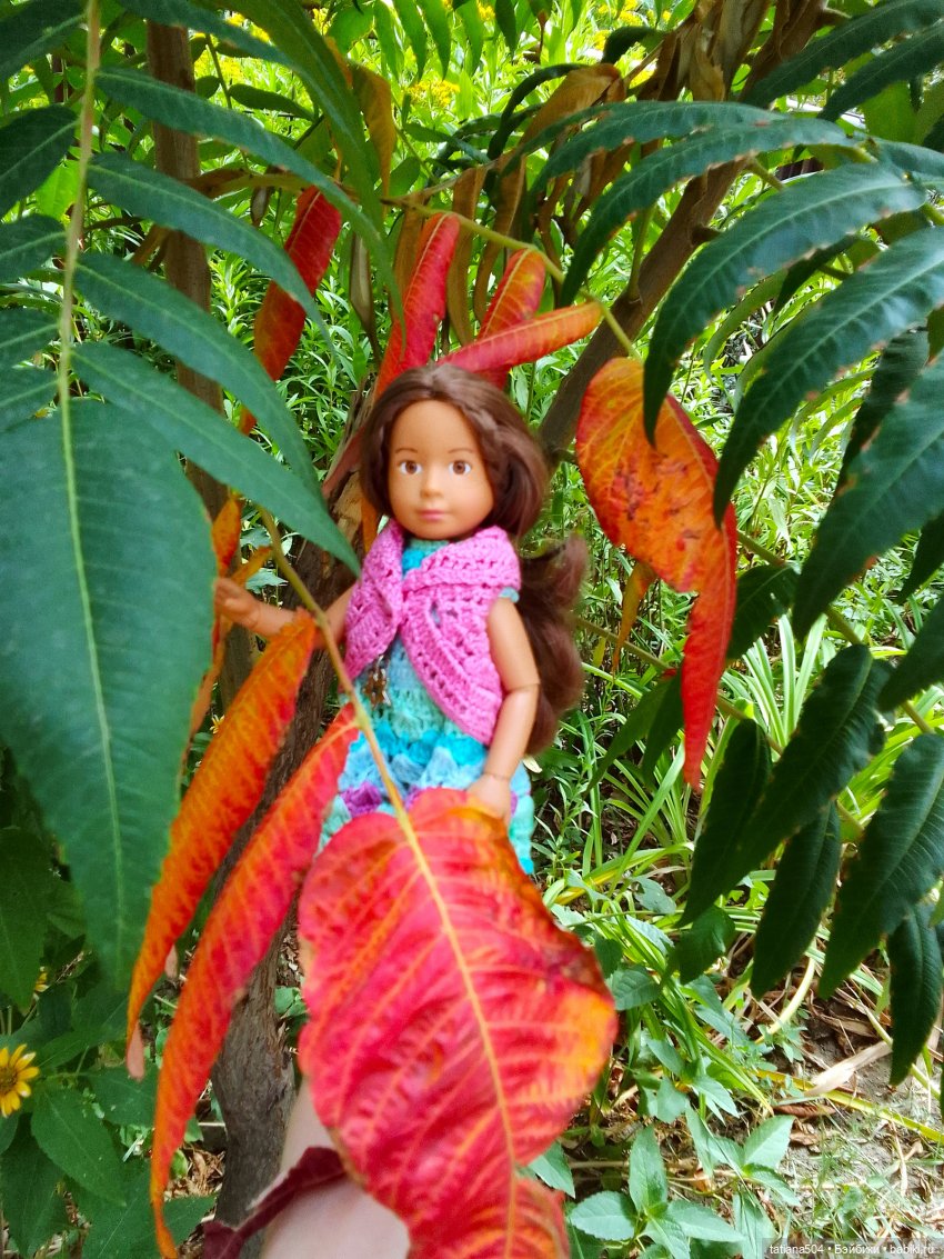 У каждой осени свои краски, гуляем с Софийкой