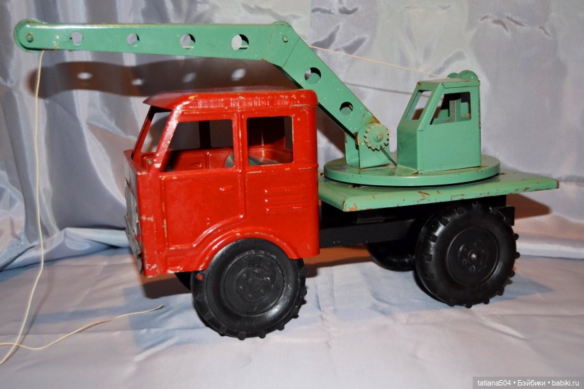 История Волгоградского завода металлопластмассовой игрушки