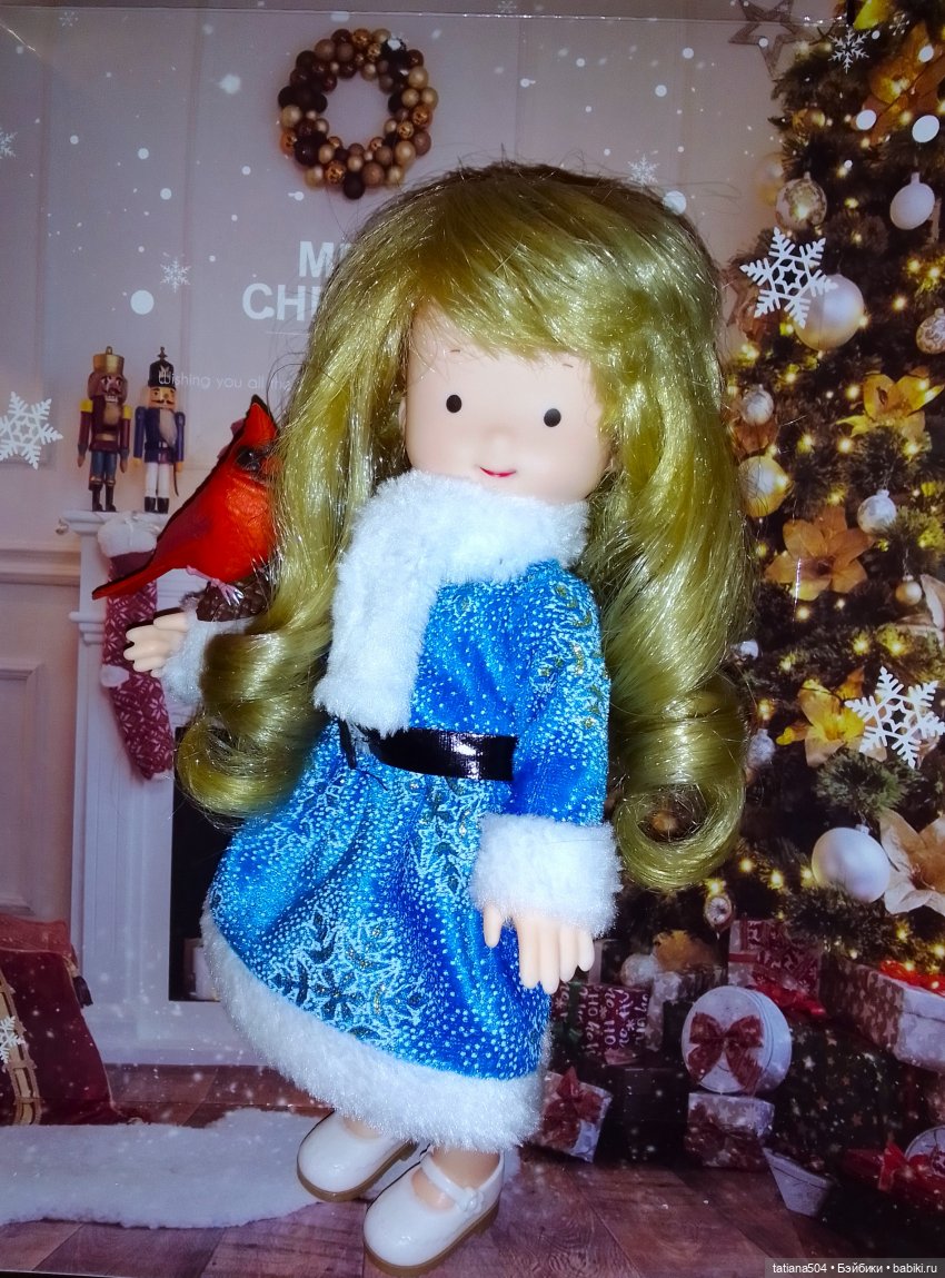 Рождество, красный Кардинал и малышка Петси