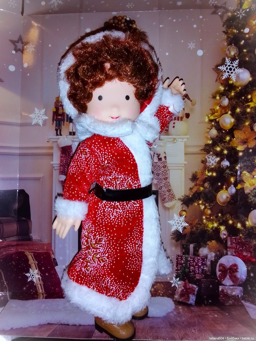 Рождество, красный Кардинал и малышка Петси